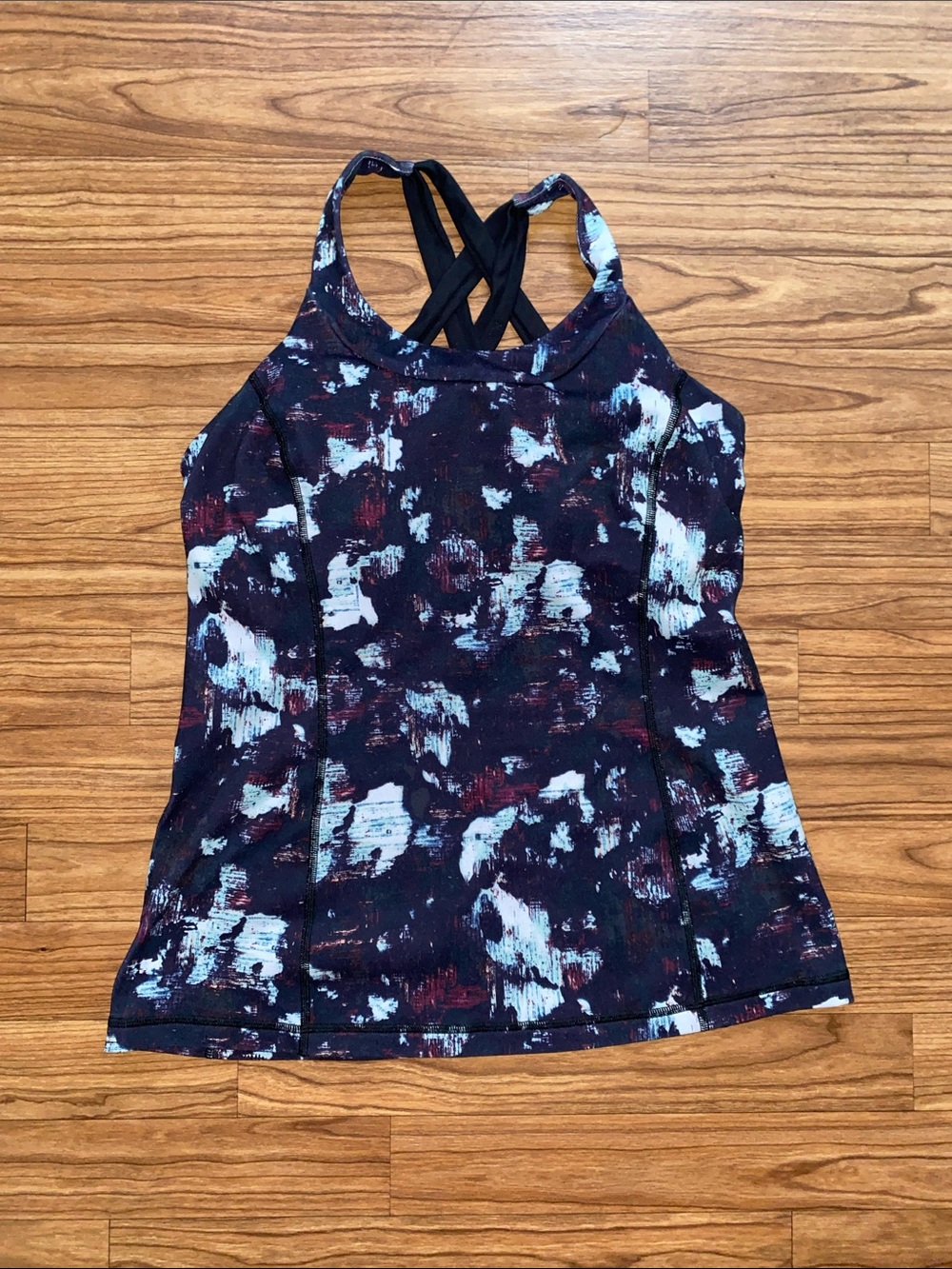 Lululemon Enhearten tank